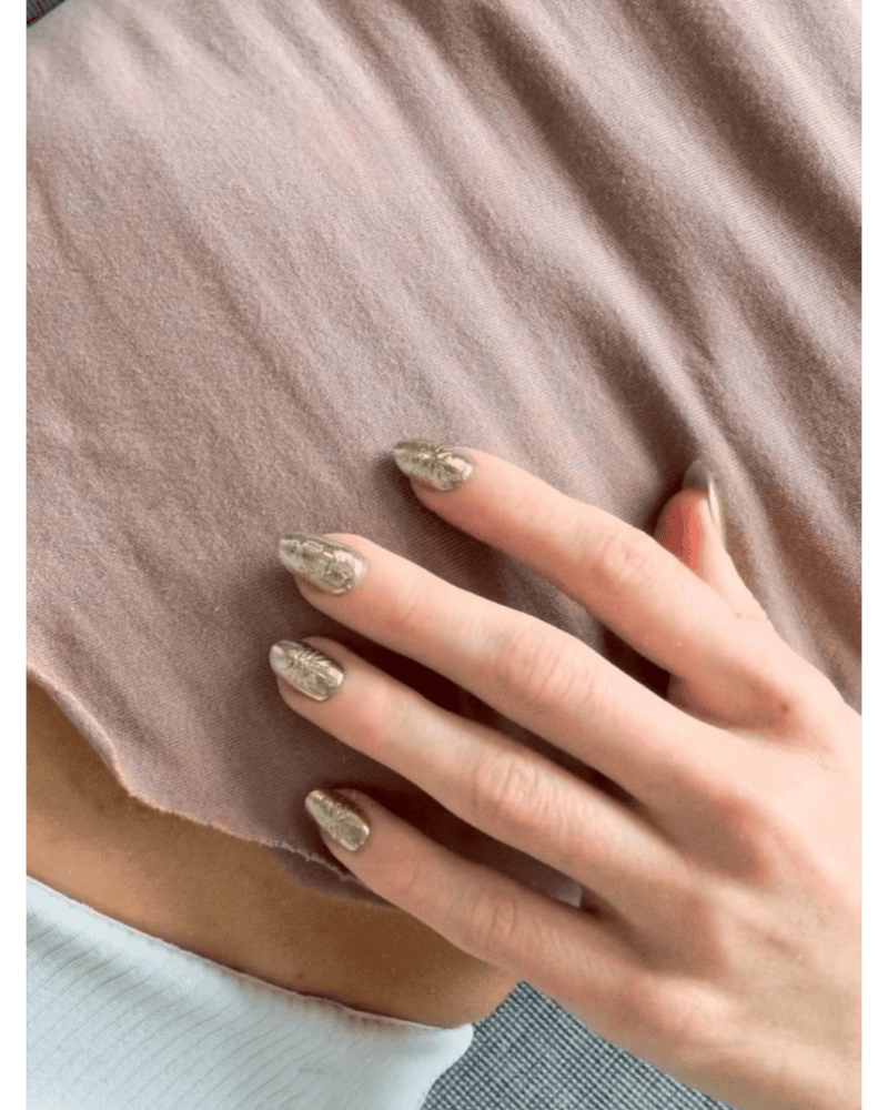 gildedgoldnails-819x1024.png